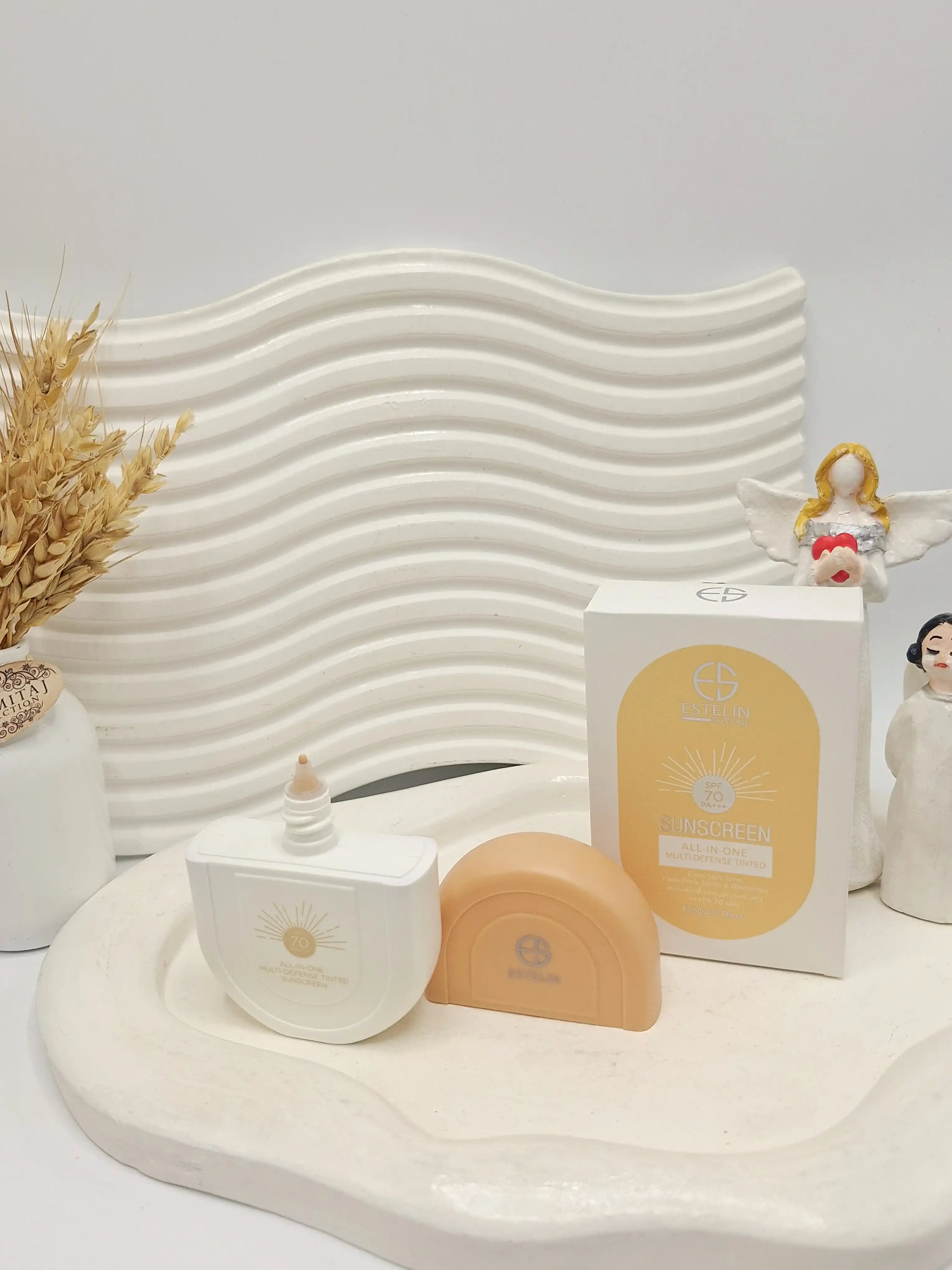 کرم ضد آفتاب استیلن رنگی spf70 اصلی کد 4589 (کارتن نارنجی)